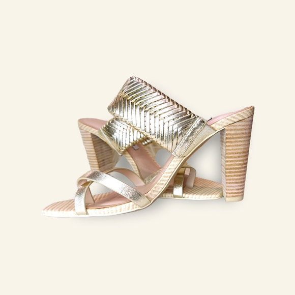 NWT CHARLES DAVID "HORATIO" Boho-Chic Woven Leather Sandal, Light Gold size 9.5 - Picture 2 of 14